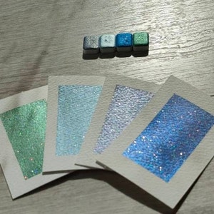 Pégase 4 aquarelles pailletées bleu, vert et gris aquarelles artisanales fabriqué en France paillettes holographiques image 2