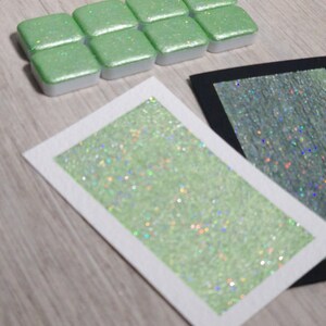 Minty Godet d'aquarelle pailletée aquarelle holographique verte aquarelle scintillante verte fabriquée à la main artiste cadeau image 8