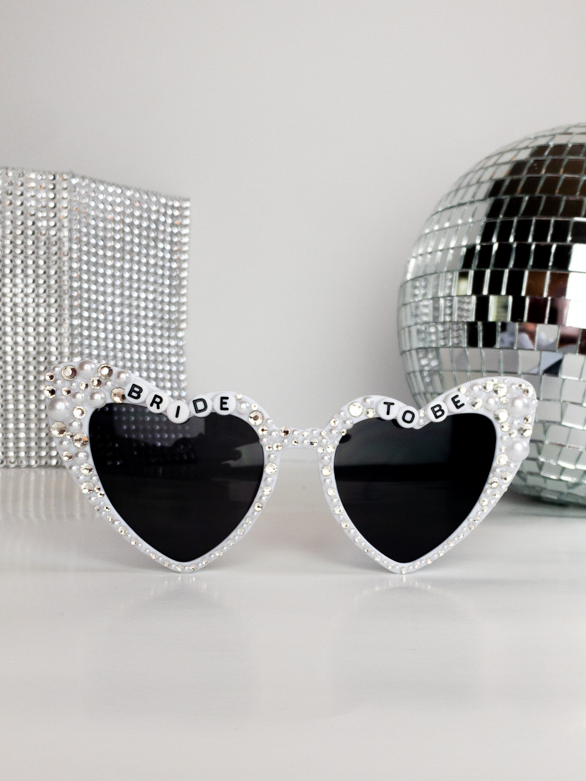Personalized Bride Sunglasses, White Heart Sunglasses  display picture 3