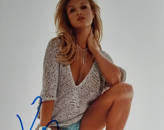 Joanna Krupa 8x10 Authentic Signed Photo W/ Beckett COA