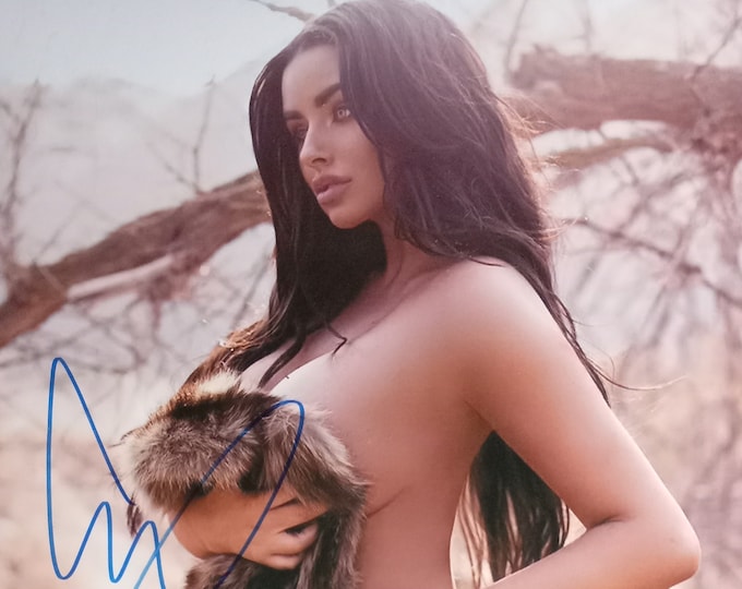 Abigail Ratchford Authentic Signed 8x10 Photo W/ Lighthouse COA - Model