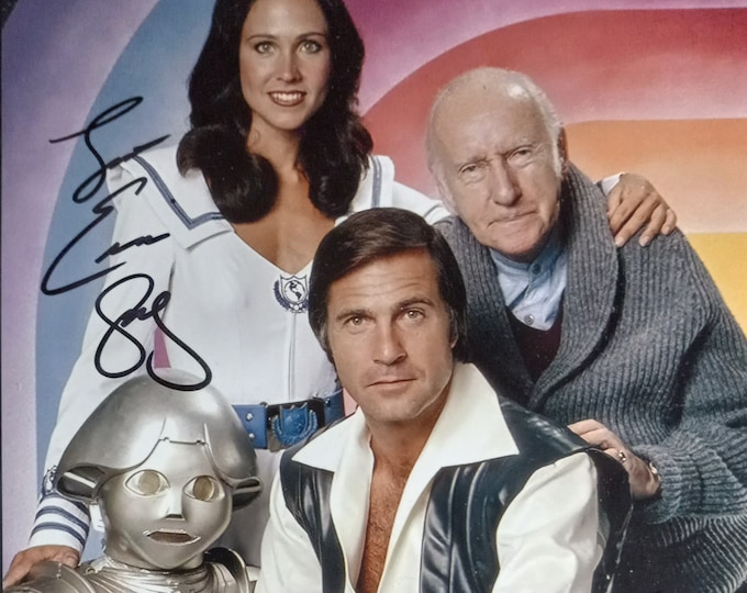 Gil Gerard, Erin Gray & Felix Silla Authentic Triple Signed 8x10 Photo W/ Lighthouse COA - Buck Rogers - Twiki - Colonel Wilma Deering -
