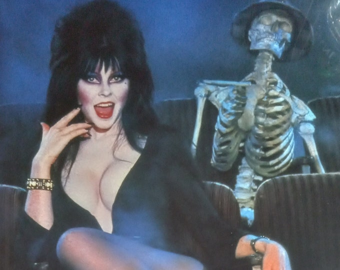 Elvira 11x14 Authentic Signed Photo With 3rd Party Authentication - Queen Of Halloween