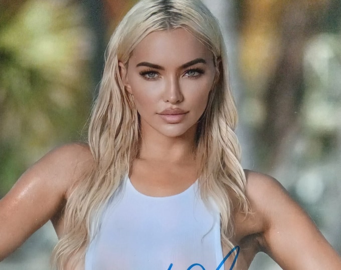 Lindsey Pelas Authentic Signed 8x10 Photo W/ Lighthouse COA - Model