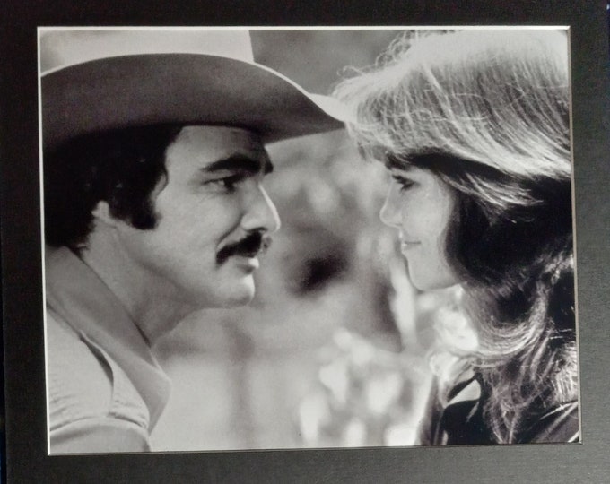 Burt Reynolds & Sally Field Authentic Dual Signed Cards With Photo In A 11x10 Frame Ready Display Matting + 3rd Party Authentication
