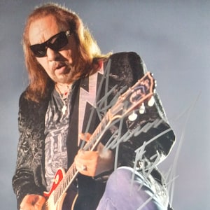 Ace Frehley Authentic Signed 8x10 Photo W/ 3rd Party Authentication