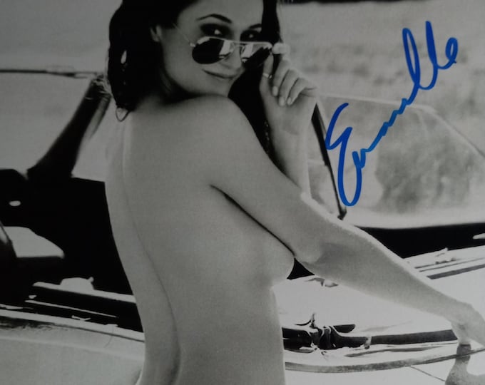 Emmanuelle Chriqui 8x10 Authentic Signed Photo W/ Beckett COA