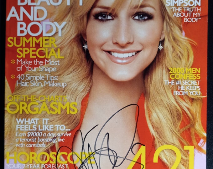 Ashlee Simpson Authentic Signed Marie Claire Magazine W/ Beckett COA
