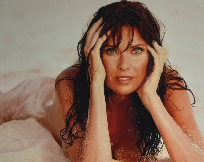 Carol Alt 8x10 Authentic Signed Photo W/ Beckett COA