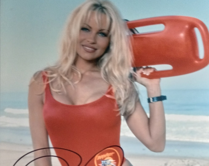Pam Anderson 11x14 Authentic Signed Photo W/ Beckett COA - Baywatch - V.I.P. - Playboy