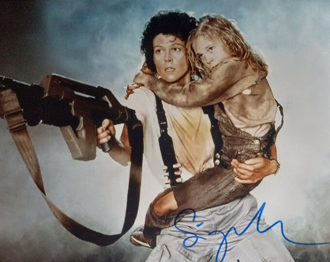 Sigourney Weaver 11x14 Authentic Signed Photo W/ 3rd Party Authentication - Alien