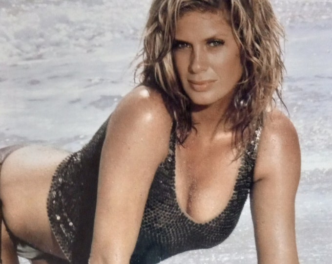 Rachel Hunter Authentic signed 8x10 Photo W/ 3rd Party COA Authentication - Playboy - Model - Actress