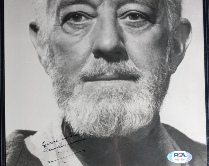 Alec Guinness Authentic Signed 8x10 Photo W/ ACOA + PSA LOA - Obi-Wan Kenobi - Star Wars - (d.08/2000)