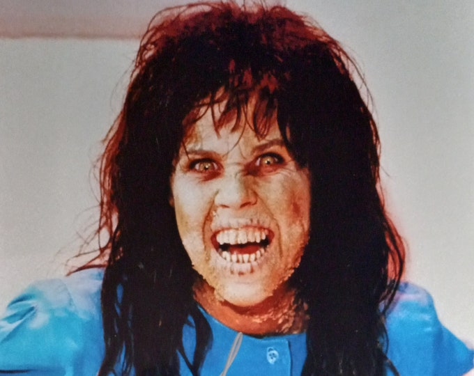 Linda Blair Authentic Signed 8x10 Photo W/ A1COA & Lighthouse COA's - The Exorcist - Regan MacNeil - Private Signings