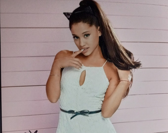 Ariana Grande 11x14 Authentic Signed Photo W/ 3rd Party Authentication