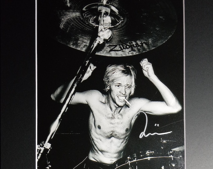 Taylor Hawkins 8x10 Authentic Signed Photo With An 11x14 Frame Ready Matting + 3rd party Authentication - Foo Fighters