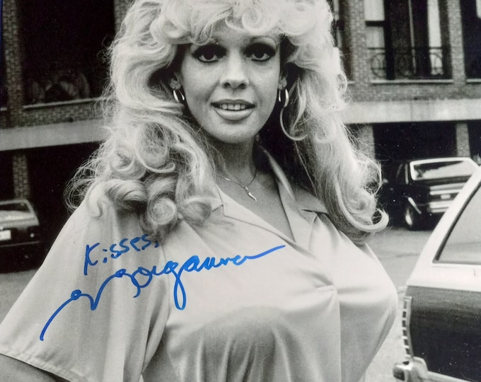 Morganna Roberts Authentic Signed 8x10 Photo W/ 3rd Party Beckett Authentication - MBL - The Kissing Bandit