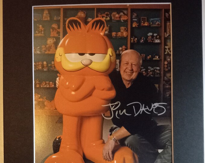 Jim Davis Authentic Signed 8x10 Photo With Custom Frame Ready 11x14 Matting + COA - Garfield