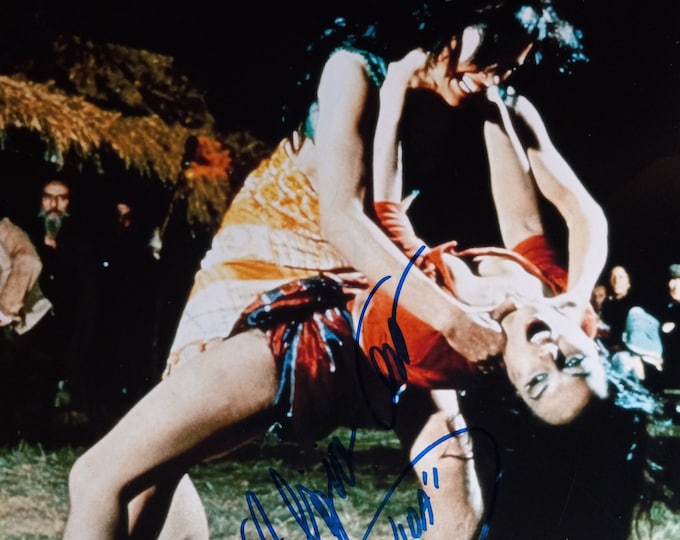 Aliza Gur Authentic Signed 8x10 Photo W/ Beckett Authentication - From Russia With Love - James Bond 007