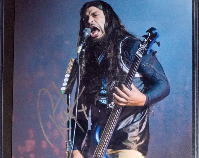 Robert Trujillio 7.5x9x5 Authentic Signed Photo - Metallica - S.T.