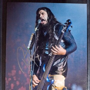 Robert Trujillio 7.5x9x5 Authentic Signed Photo - Metallica - S.T.