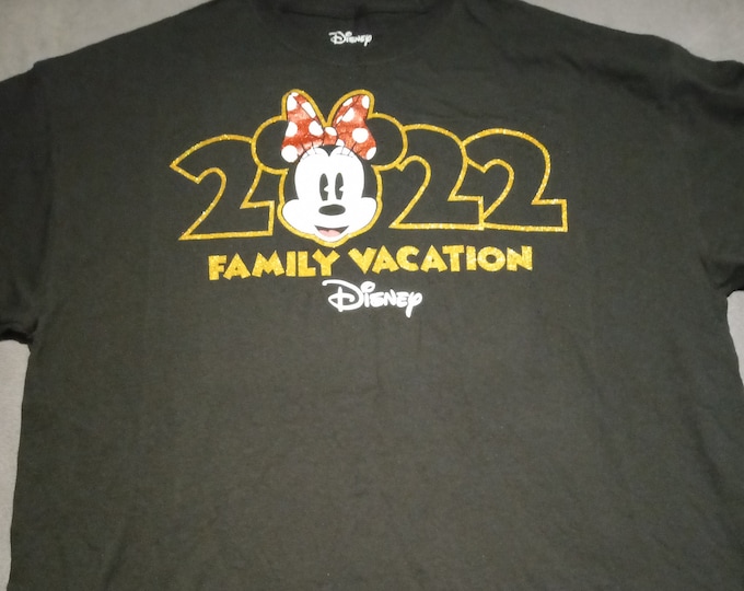 New 2XL Official Licensed Shirt 2022 Family Vacation W/O Tags