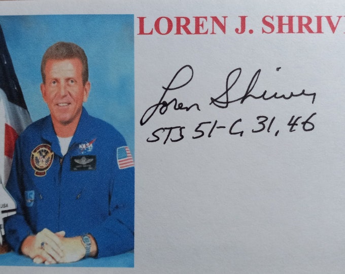 Loren J. Shiver 3x5 Authentic Signed Index Card - NASA - Astronaut