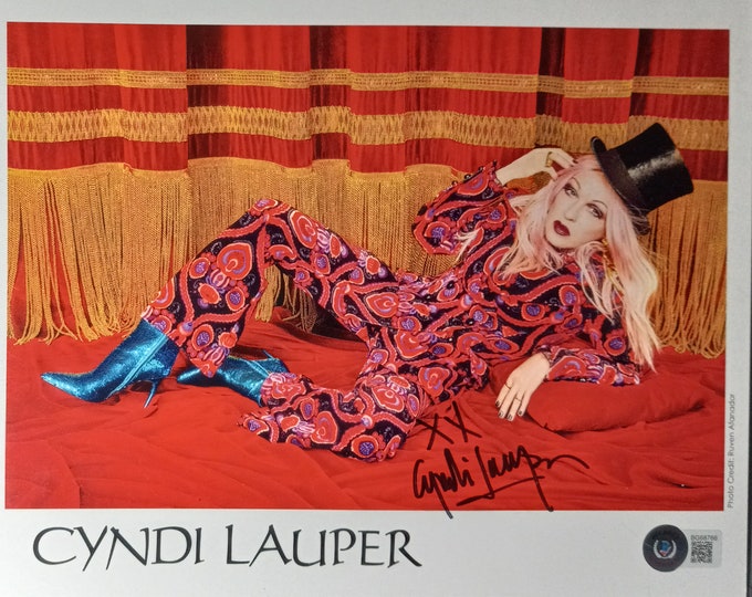 Cindi Lauper Authentic Signed 8x10 Photo W/ Beckett COA