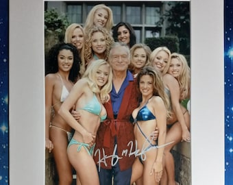 Hugh Hefner Authentic Signed 8x10 Photo In A Frame Ready 11x14 Matting Display W/ 3rd Party COA Authentication