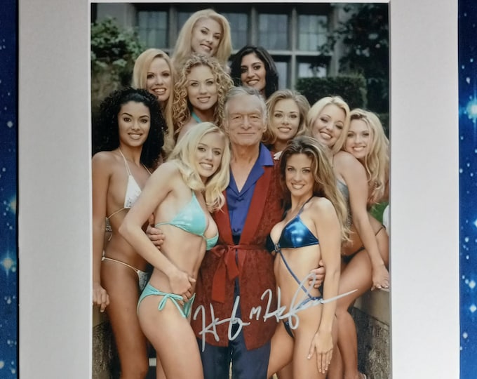 Hugh Hefner Authentic Signed 8x10 Photo In A Frame Ready 11x14 Matting Display W/ 3rd Party COA Authentication
