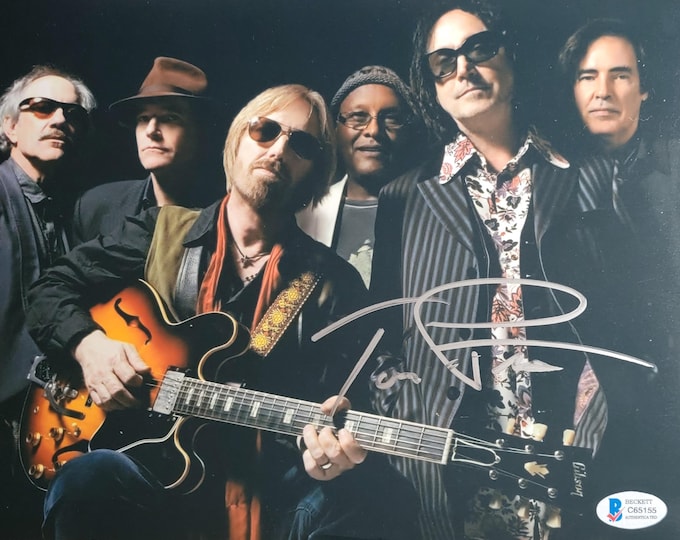 Tom Petty Authentic Signed 8x10 Photo W/ Beckett BAS COA 3rd Party Authentication Don't Come Around Here No More Heartbreakers