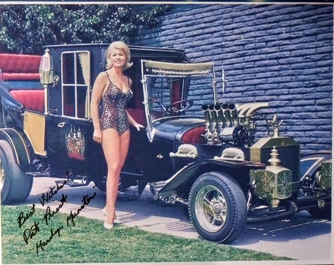 Pat Priest Authentic Signed 8.5x11 Photo W/ 3rd Party Authentication - The Munsters