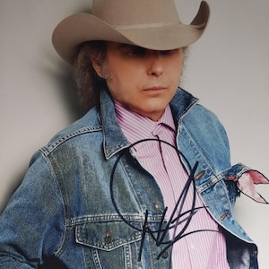 Dwight Yoakam Authentic Signed 8x10 Photo W/ 3rd Party Authentication