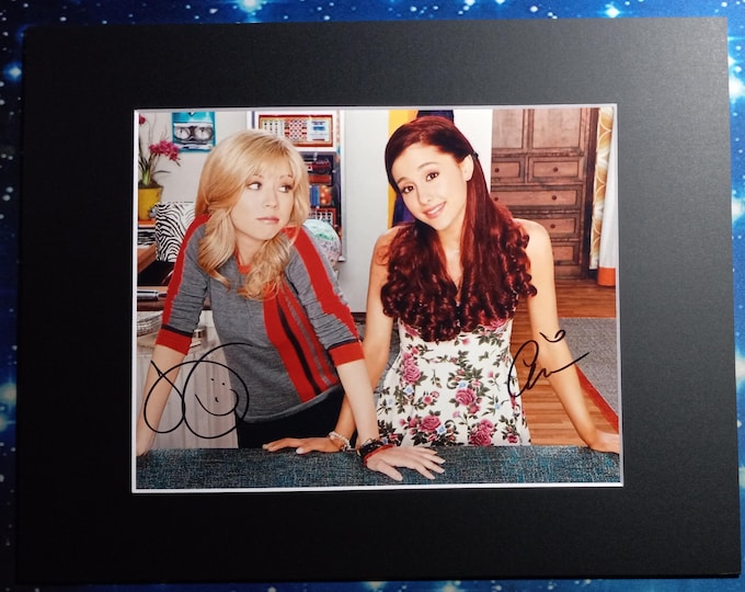 Ariana Grande + Jennette McCurdy Vintage Signed 8x10 Photo With An 11x14 Frame Ready Matte + 3rd Party COA - Sam & Cat