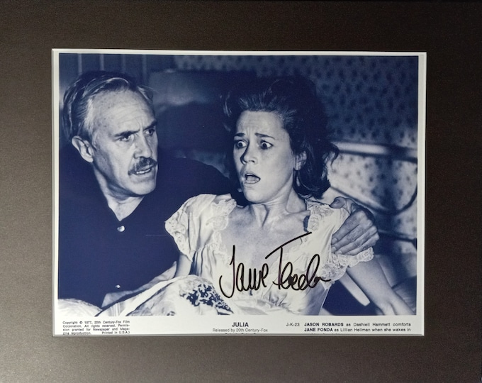 Jane Fonda 8.5 x 11 Authentic Signed Vintage Photo In A 11x14 Frame Ready Matting W/ 3rd party Authentication