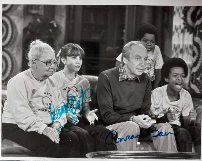 Dana Plato & Conrad Bain RARE Authentic Dual Signed 8x10 Photo W/ 3rd Party Authentication - Different Strokes
