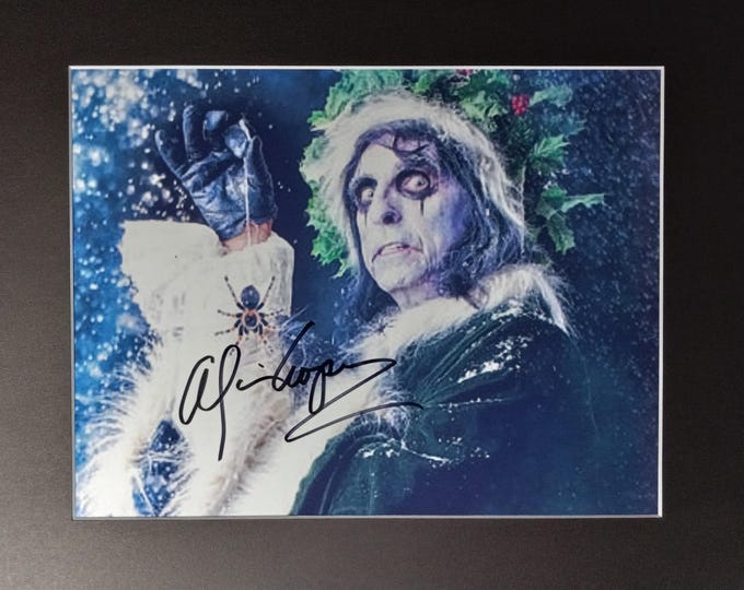 Alice Cooper Authentic Signed 8.5x11 Photo In A Frame Ready 11x14 Matting W/ 3rd Party Authentication
