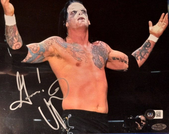 Vampiro Authentic Signed 8x10 Photo W/ Beckett Authentication - CMLL - AAA - WCW - Lucha Libre