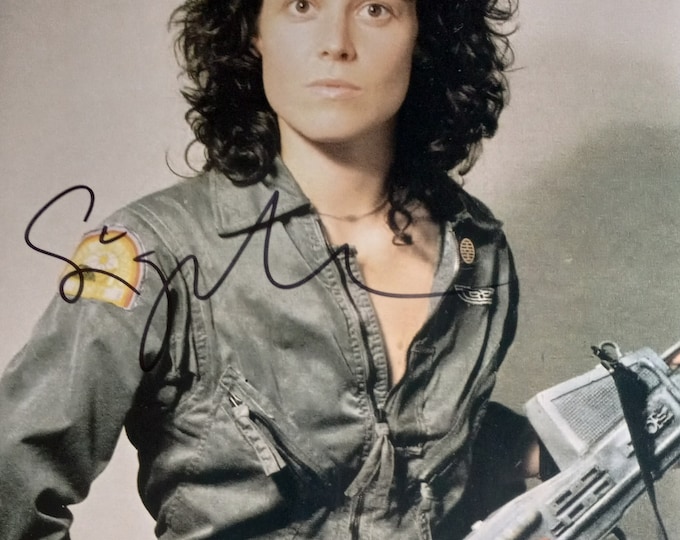 Sigourney Weaver Authentic Signed 8x10 Photo W/ 3rd Party COA - Alien