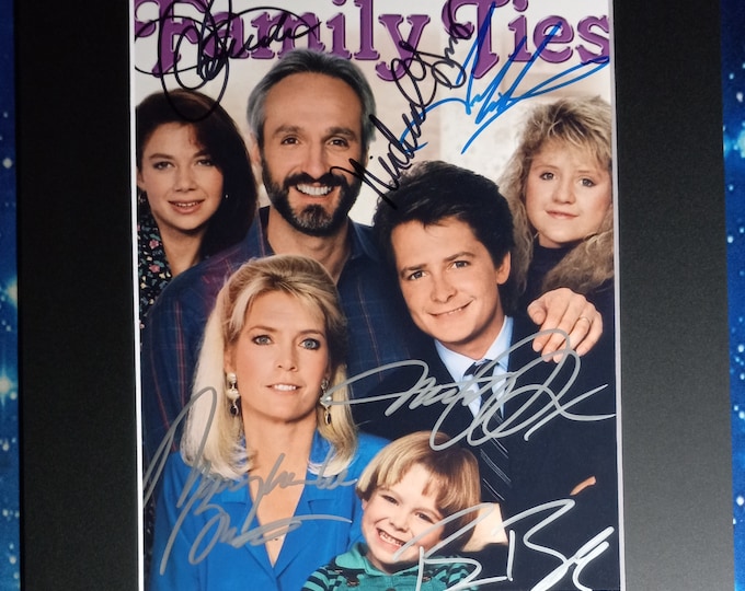 Family Ties Authentic Cast (All 6) Signed 8x10 Photo With Frame Ready Matting & 3rd party Authentication