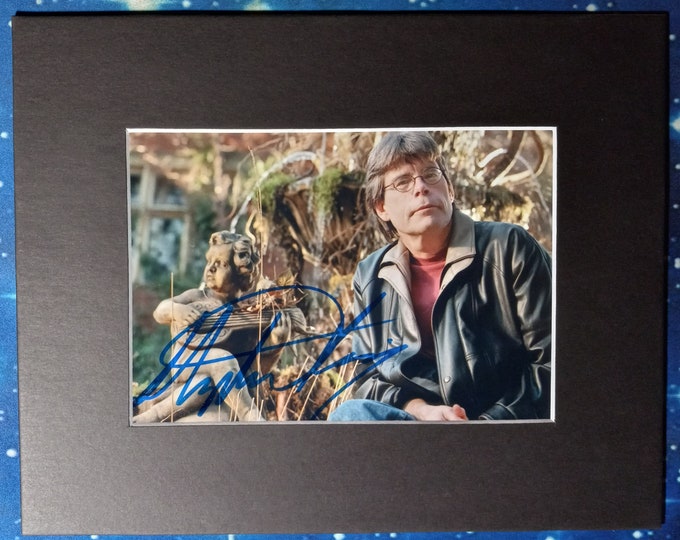 Stephen King 5x7 Authentic Signed Photo With An 8x10 Frame Ready Matting + 3rd party Authentication