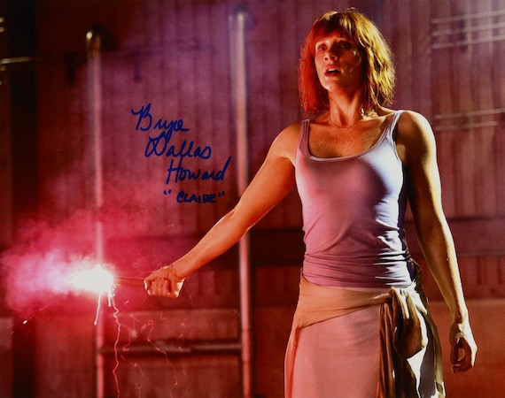 ブライス・ダラス・ハワードのサイン入り「ジュラシック・ワールド  