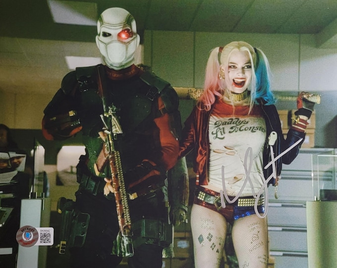 Margot Robbie Authentic Signed 8x10 Photo Beckett BAS COA Suicide Squad