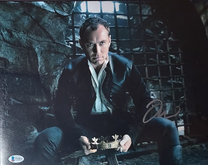 Jude Law 11x14 Authentic Signed Photo W/ Beckett COA