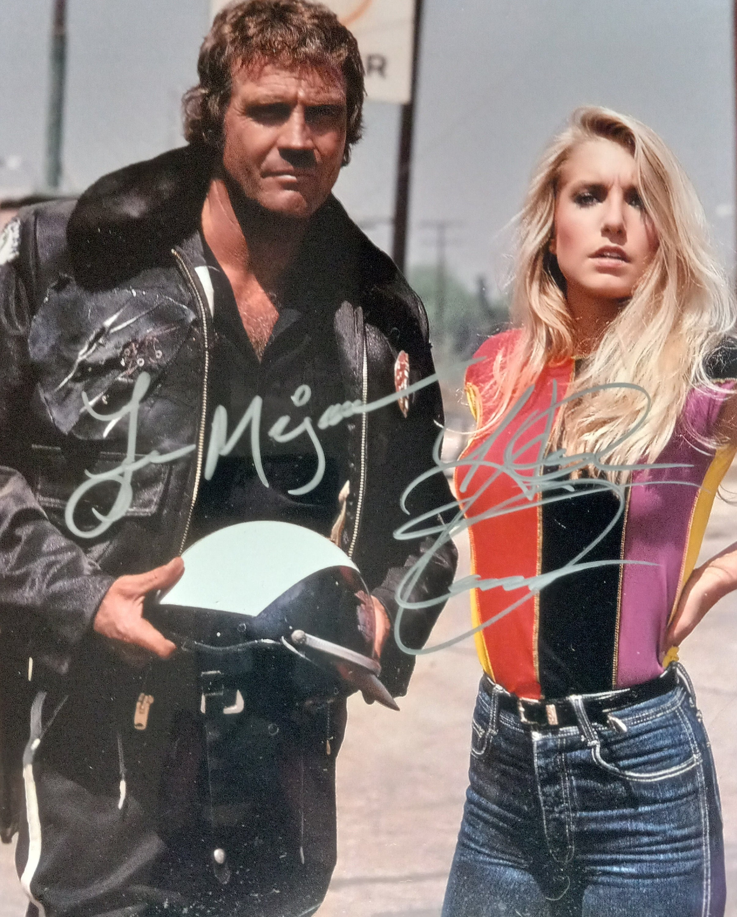 Lee Majors & Heather Thomas Authentic Dual Signed 8x10 Photo W/ 3rd Party  Authentication - Fall Guy