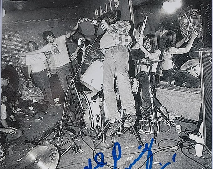 Chad Channing Authentic Signed 8x10 Photo W/ Beckett COA - Nirvana