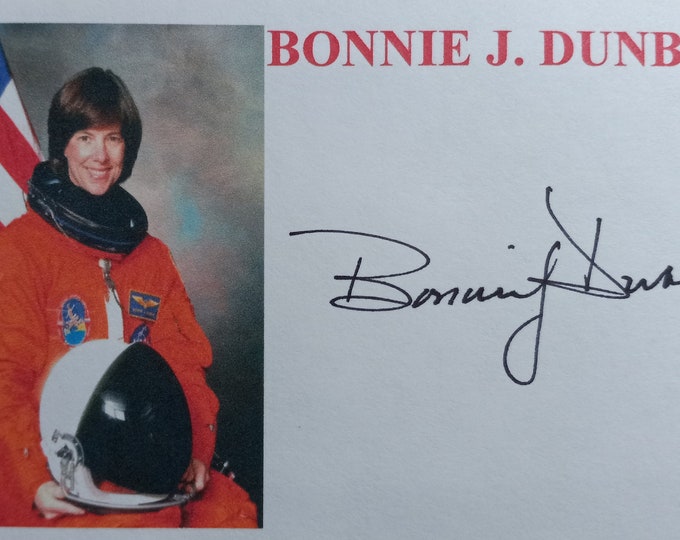 Bonnie J. Dunbar 3x5 Authentic Signed Index Card - NASA - Astronaut
