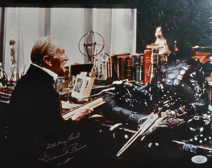 Vincent Price 11x14 Authentic Signed Photo W/ JSA Sticker 3rd party Authentication - Edward Scissorhands (Personalization Poorly Removed)