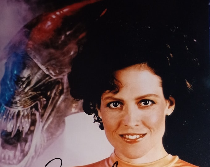 Sigourney Weaver Authentic Signed 8x10 Photo W/ 3rd Party COA - Alien