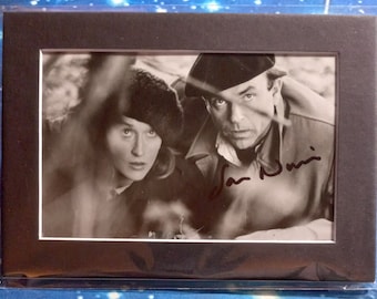 Sam Neill 4x6 Authentic Signed Photo With A Frame Ready 5x7 Matting + 3rd Party Authentication